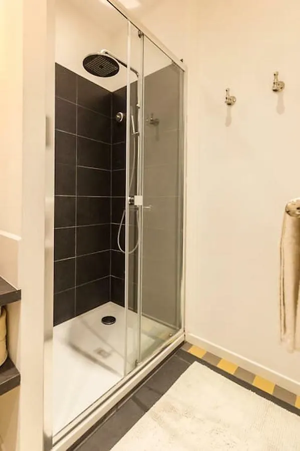 Apartment City Center Nice,1 Chambre , 2 Balcons France